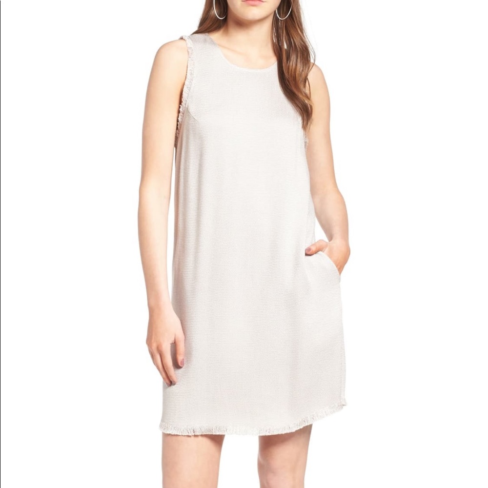 ASTR the Label Julia Shift Dress white Beige Cream